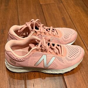 New Balance Women's Athletic Shoes in Soft Pink